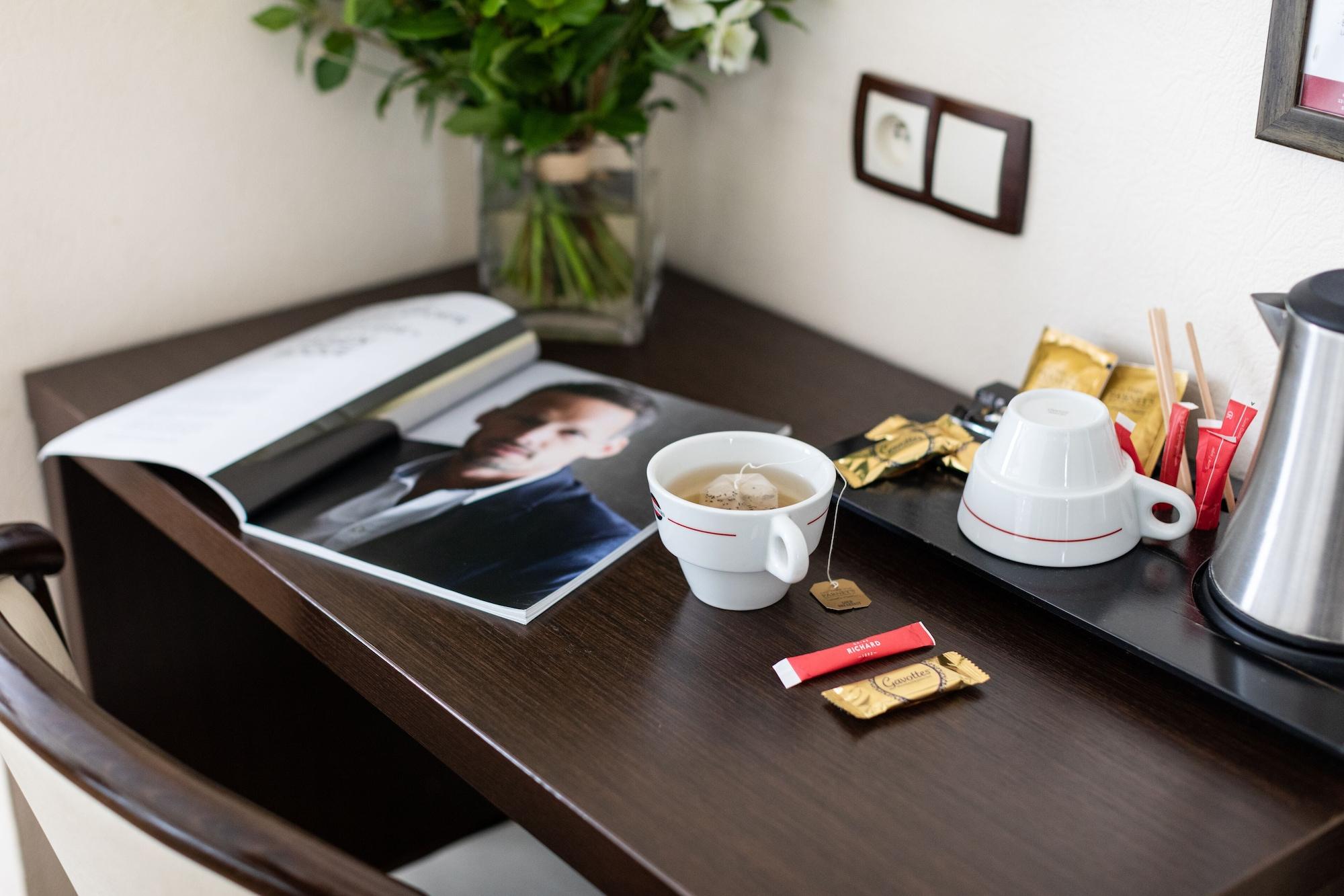 Hotel Le Florin Рен Екстериор снимка