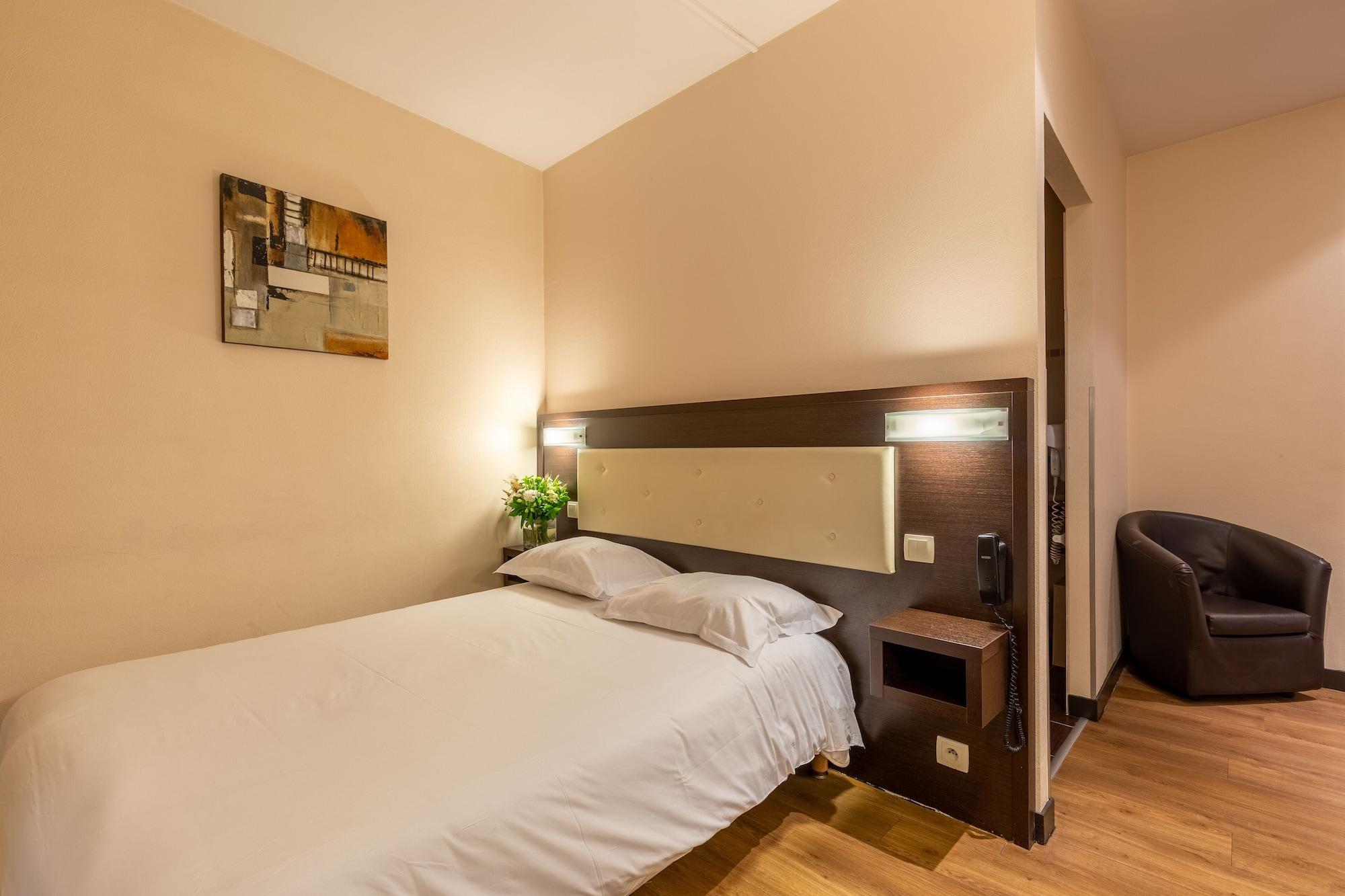 Hotel Le Florin Рен Екстериор снимка