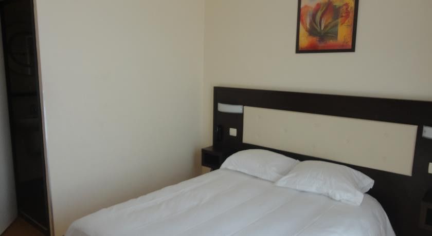 Hotel Le Florin Рен Екстериор снимка